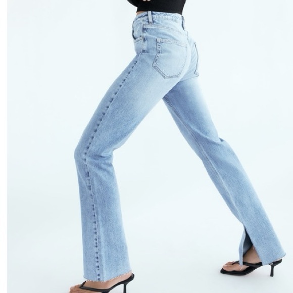 New Zara Slim Flared Slitted High Rise Jeans - Picture 2 of 5